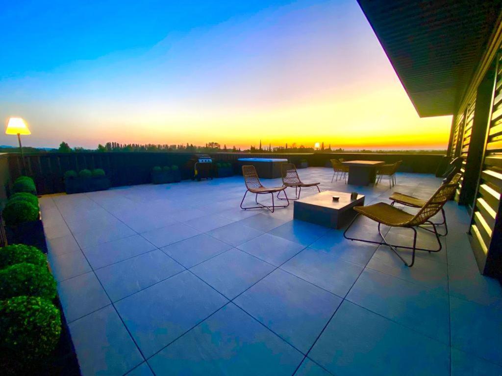 Saint Remy De Provence Roof Top Avec Jacuzzi Exteriör bild
